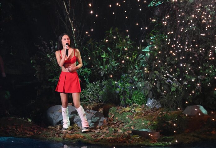 olivia-rodrigo-vma-scaled