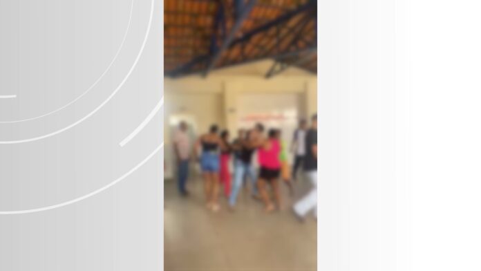 confusao-briga-escola-1