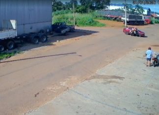 Motociclista é arremessado após bater em carro em cruzamento de Gurupi; VÍDEO