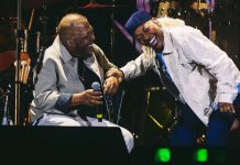 Martinho da Vila e Mart’nália cantam mais separados do que juntos ao longo do roteiro do show da turnê ‘Pai e filha’
